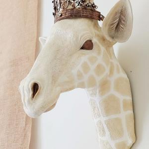 Faux taxidermy giraffe head, Giraffe head wall mount, Giraffe head wall decor
