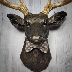 Faux Taxidermy Deer Head Wall Mount, Stag Head Wall Art with Bow Tie