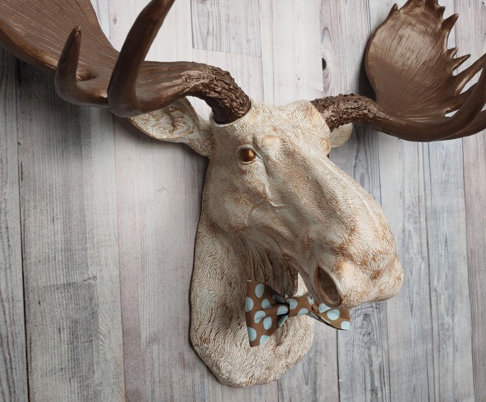 Faux Taxidermy Moose Head Wall Art