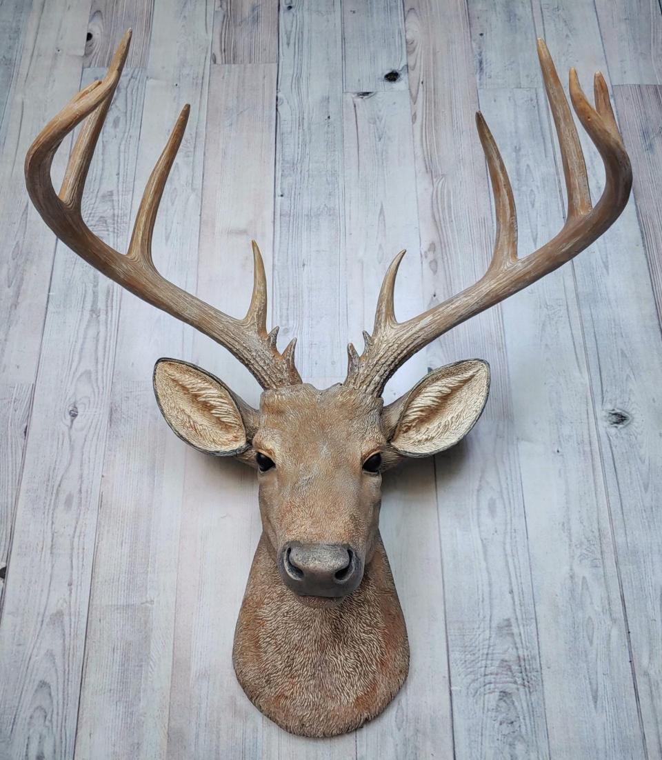 Faux taxidermy natural looking deer head