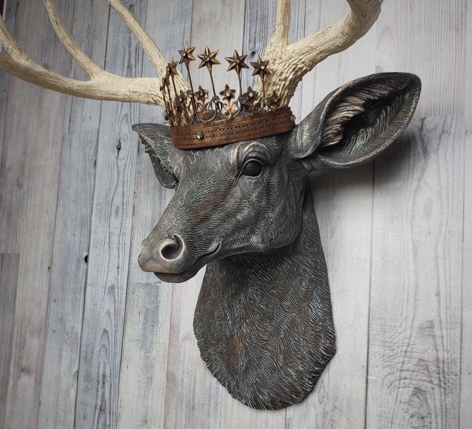 Stuffed stag head discount