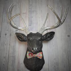 Faux Taxidermy Deer Head Wall Mount, Stag Head Wall Art with Bow Tie