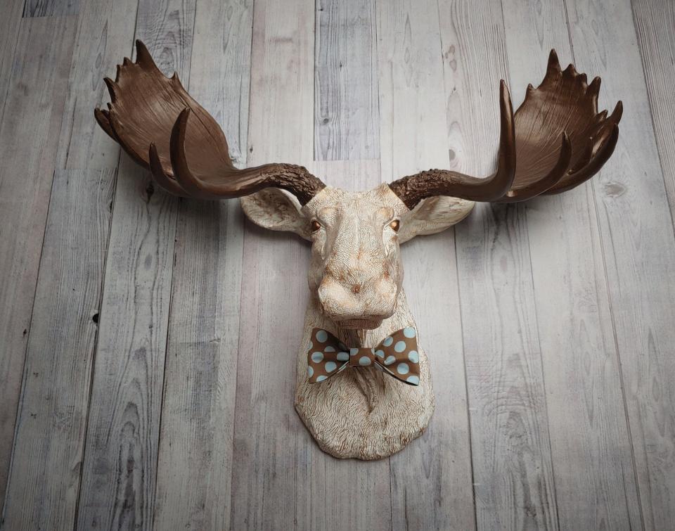 Faux Taxidermy Moose Head Wall Art